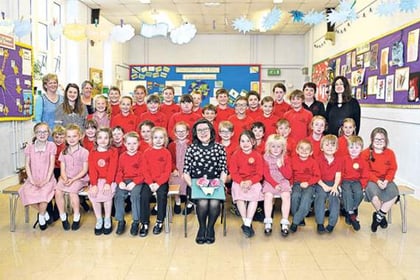 Retiring vicar thanked by school for service