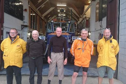 Powerful paddlers in epic voyage for RNLI