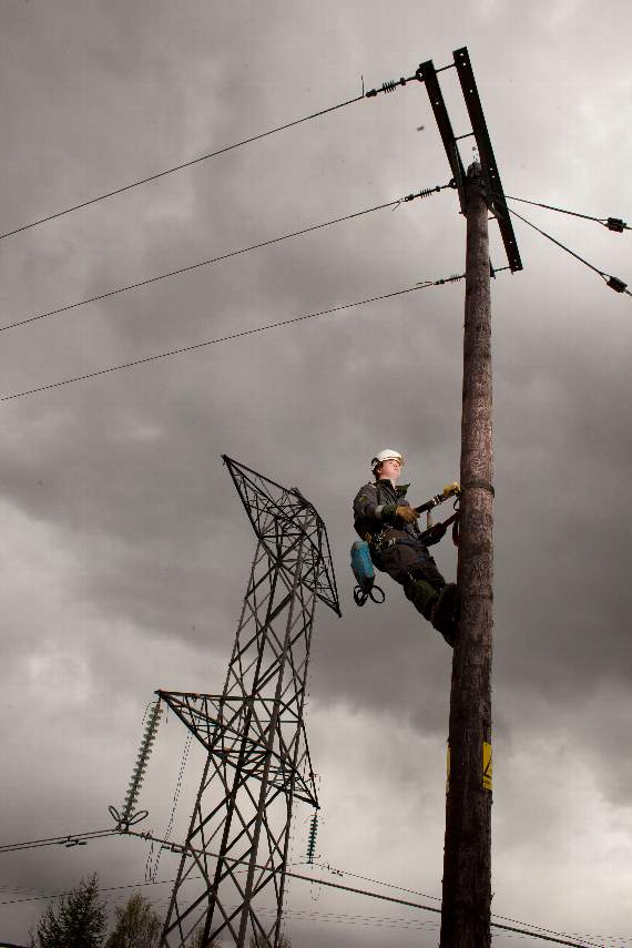 Electric Company Warns Of Possible Power Cuts As Storm Helene Edges ...