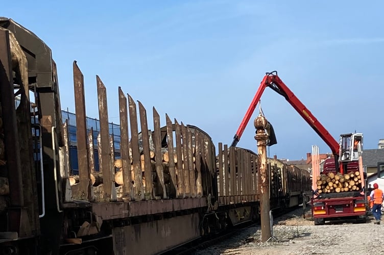 Owing to the success of this first trial run, Network Rail hopes to work with Kronospan and Colas Rail on another test journey in the near future.