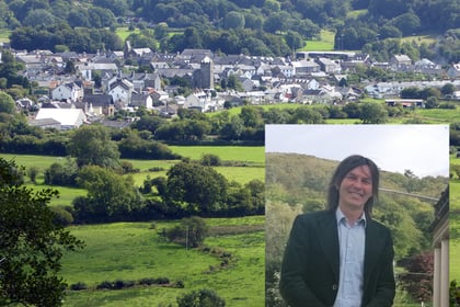 Machynlleth's Jeremy Paige re-elected as mayor for third year in a row