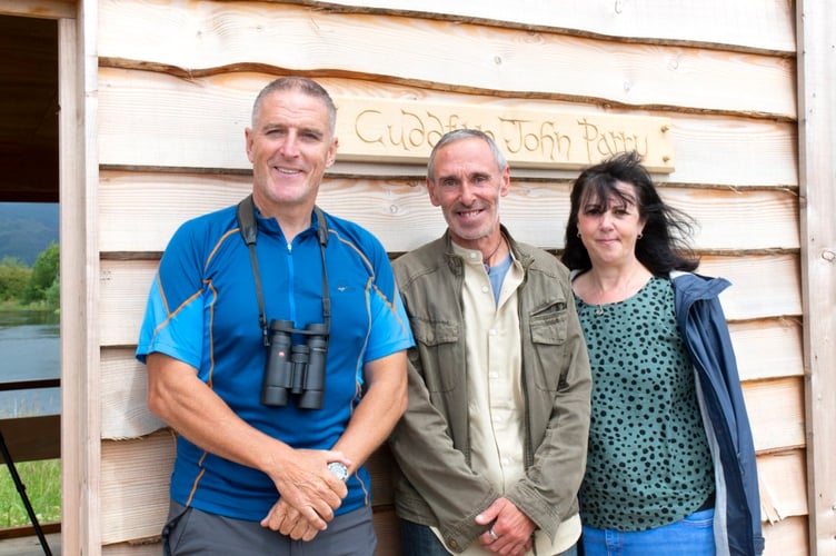 Einir and Llifon outside with Iolo.