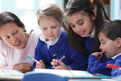 Unions warn of effect on teachers of Welsh language education bill