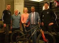 Minister visits Dyfi Valley world champion bikers