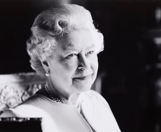 Church and cinema to screen Queen’s funeral