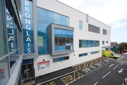 Ward at Bronglais closed for three months for emergency roof repair