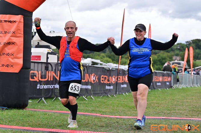 Neil and Lynsey Gamble  complete the Equinox 24 2022