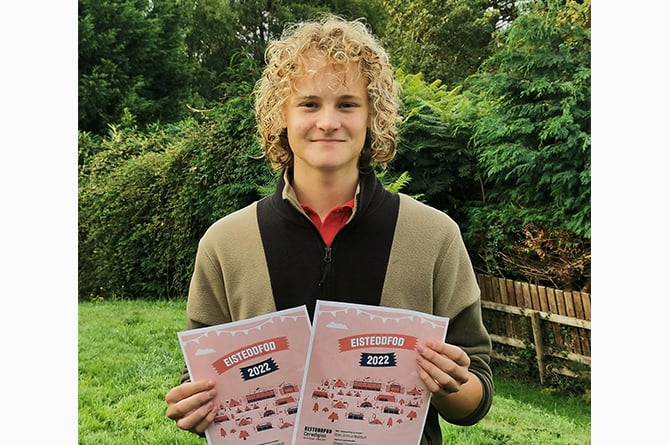 Young singer Ioan Mabbutt once again won a top national prize, this time at the National Eisteddfod