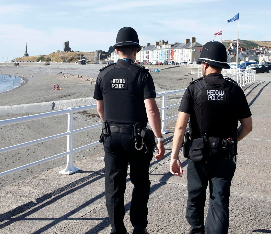 Police to target antisocial behaviour in two Ceredigion towns