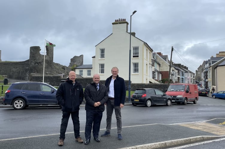 Cllr. Alun Williams, Dafydd Llywelyn, Dyfed-Powys Police and Crime Commissioner and Ben Lake MP. 