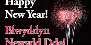 Happy New Year! Blwyddyn Newydd Dda!