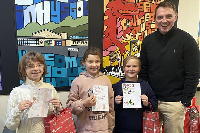 Penparcau Christmas Card competition