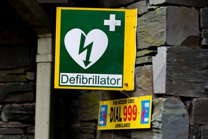 Police appeal for defibrillators to be registered on network