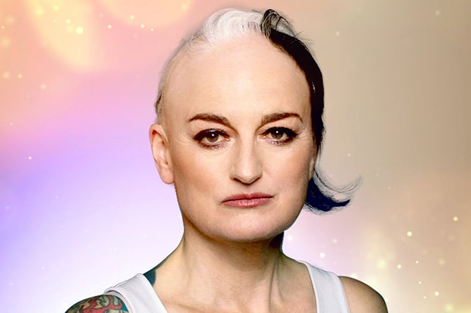 Zoe Lyons