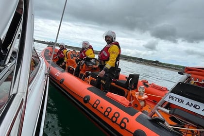 RNLI rescue nine after boat suffers engine problem