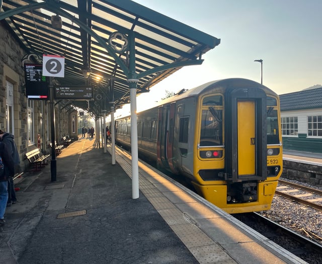 Machynlleth town council 'deplores' TfW plans to cut train services