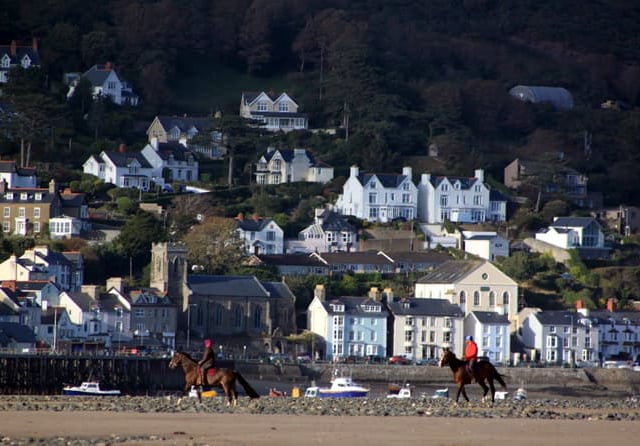 Gwynedd says have your say on plan to change holiday home rules