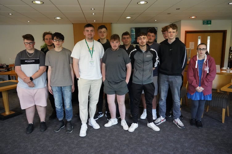 Masterchef finalist Owen Vaughan returned to Coleg Meirion-Dwyfor’s Dolgellau campus to give a talk to catering and hospitality students