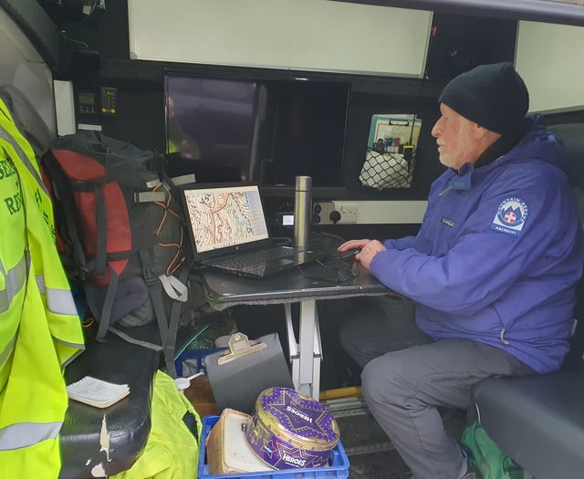 Walkers from London 'lucky' to escape injury on Cader Idris