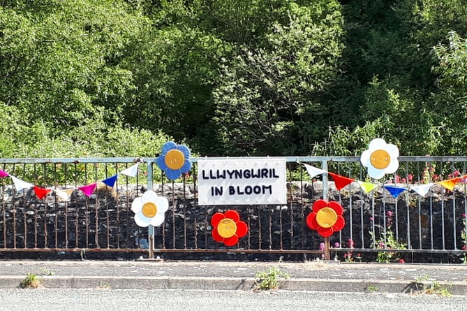 Llwyngwril yarn bombers are back