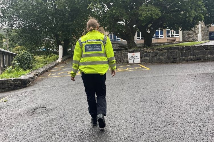 PCSO’s Shannon and Sandie visited Ysgol Bro Idris following an 'incident' at the school