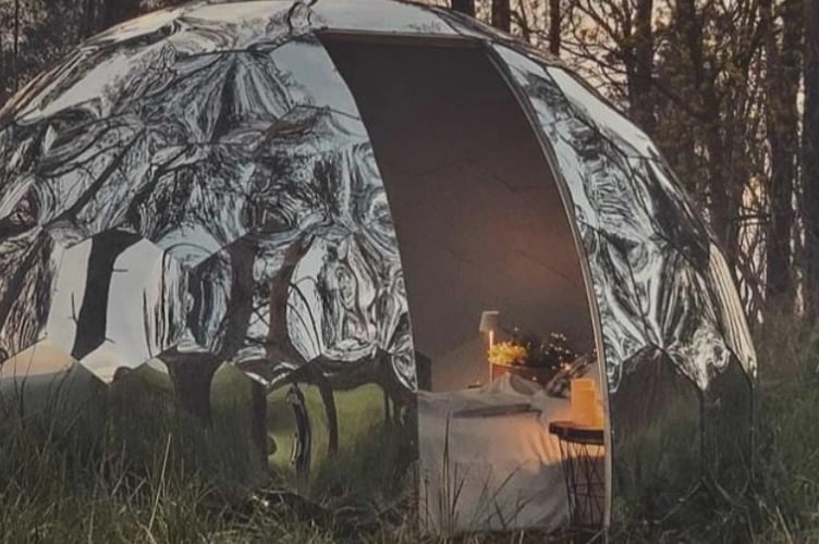 GLamping domes