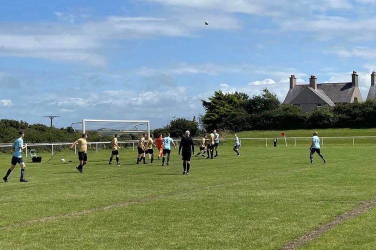 Penrhydeudraeth attack a corner against Aberffraw Welsh Cup QR1 290723