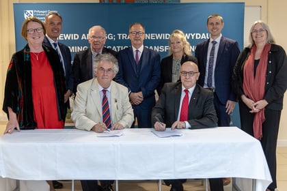 National Library signs new alliance with Ceredigion university