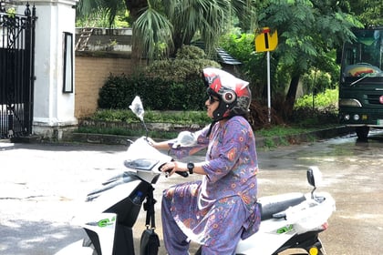 Female students in Pakistan get mopeds through Aber University project