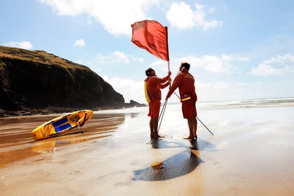 Ceredigion beachgoers urged to stay safe as lifeguard cover ends