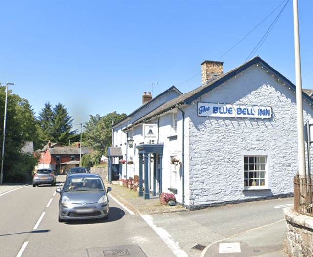 Llangurig pub and Llanidloes takeaway handed new food hygiene ratings