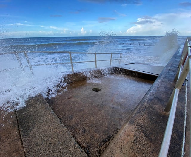 Campaign launched to save Tywyn promenade