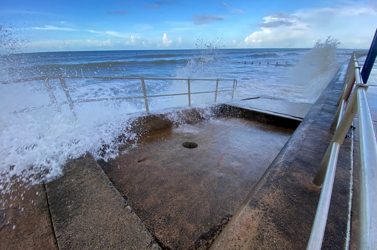 The town council said there is further damage to the slipway and Gwynedd Council has closed a section of the promenade