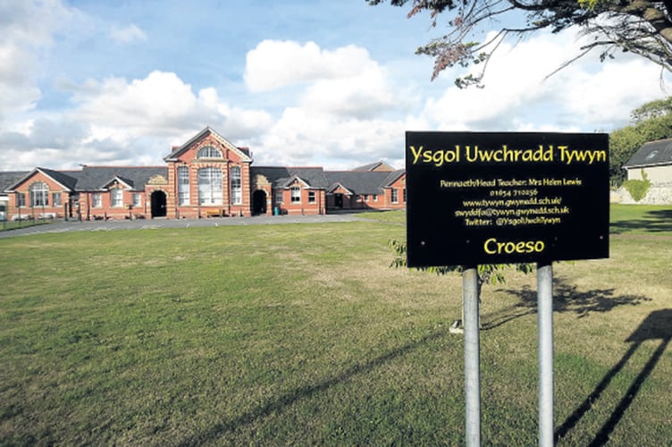 Ysgol Uwchradd Tywyn