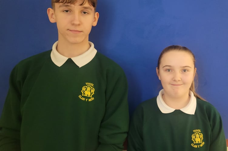 Ysgol Glan y Môr School Parliament members, Eimantas and Elen