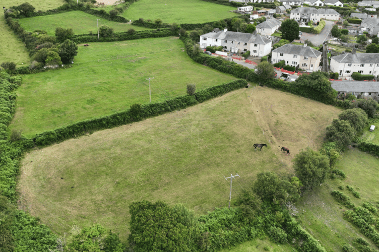 Land houses