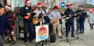 Ukulele group's festive playing raises £600 for charity