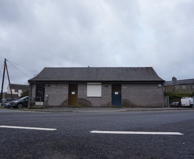 Owain Glyndŵr Institute toilets damaged after public toilets close