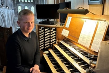 Young organist to join Rhys Merion for cathedral performance