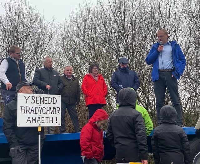 WATCH: Farming community air views in video of protest in Aberystwyth