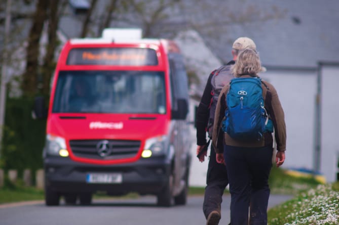 A meeting will be held for people to find out more about the fflecsi bus service (TfW)