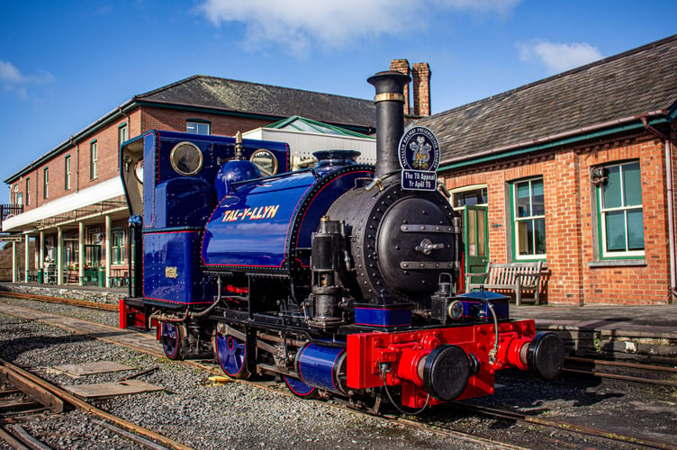 To help build the railway a steam locomotive, No.1 Talyllyn was ordered from the Cumbrian firm of Fletcher Jennings & Co