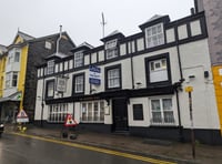 Machynlleth's beloved Skinner's Arms pub reopens