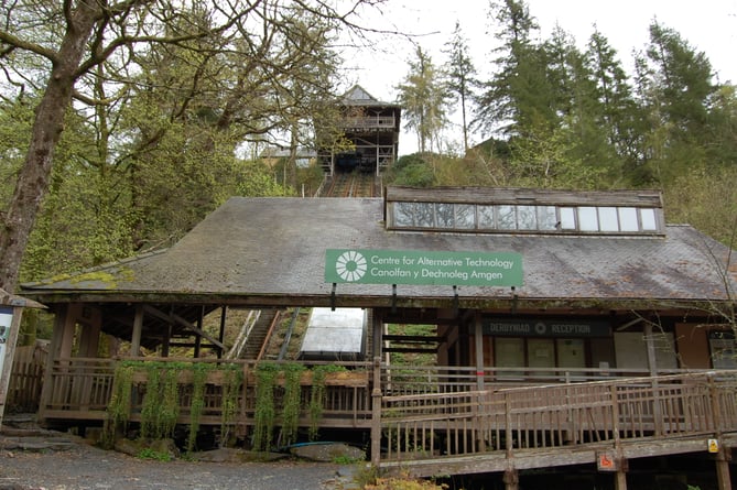 The current reception area with the water funicular