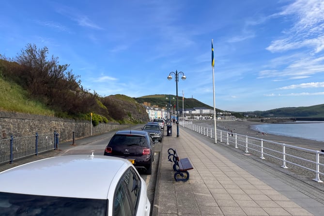 Ceredigion County Council has given the green light to a plan for more parking restrictions on Aberystwyth promenade 