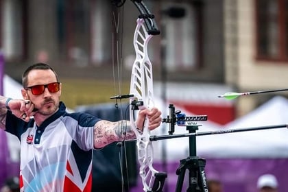 Registered blind Gwynedd man hopes to get gold for archery