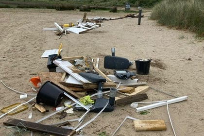 'Heartbreaking' amount of rubbish dumped at Ynyslas