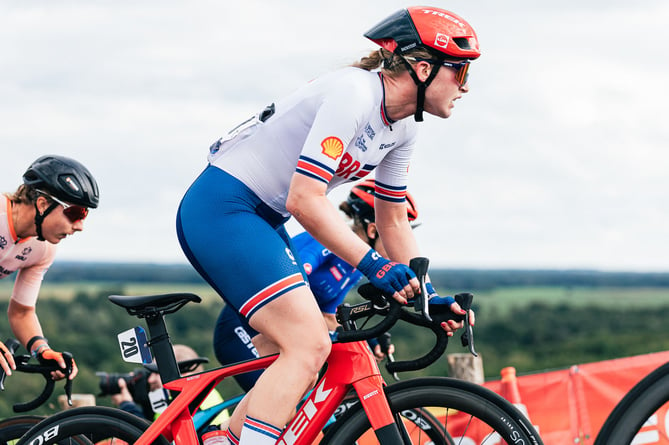 Picture by Alex Whitehead/SWpix.com - 22/09/2023 - Cycling - 2023 UEC Road European Championships - Col du Vam, Drenthe, Netherlands - Under 23 Womenâs Road Race - Elynor Backstedt of Great Britain