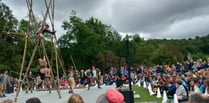 Circus entertain Mach crowd with fantastic free show