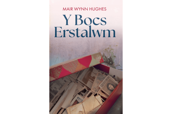 Mair Wynn Hughes has launched her latest book, Y Bocs Erstalwm